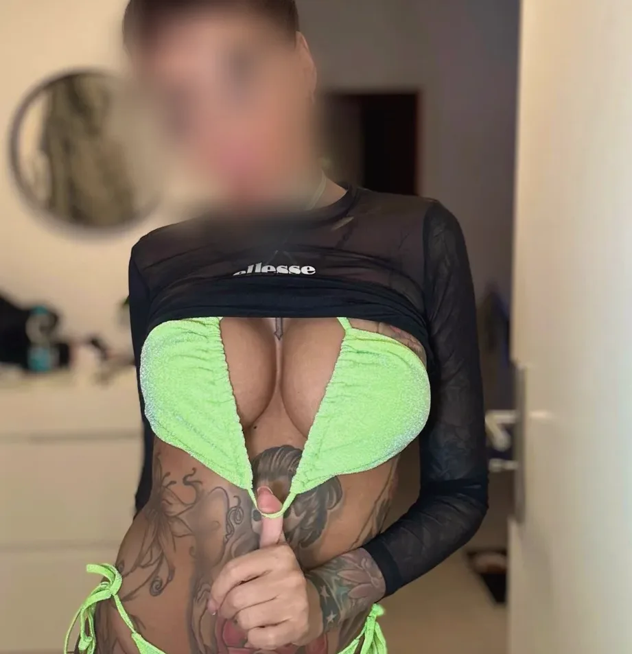 Ivana, 37 anni